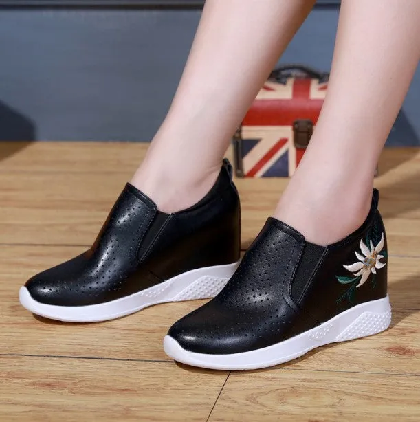 Petite Slip On Inner Heel Leather Sneakers AP120